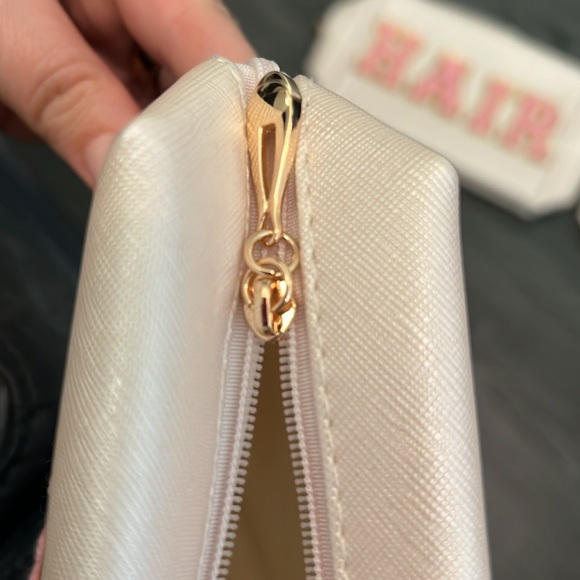 Cute cosmetic patch bags - Picture 6 of 6